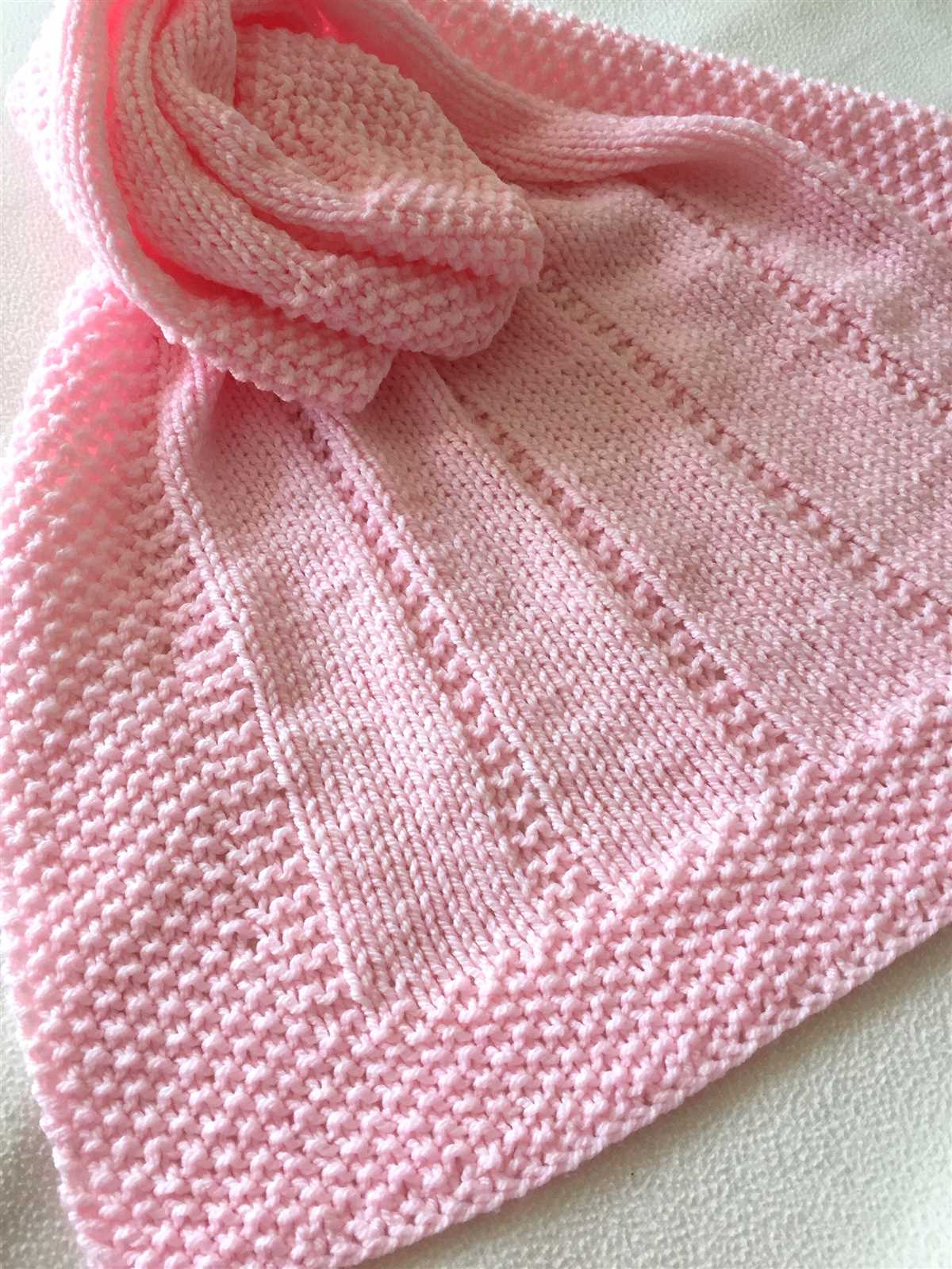 Easy knitting patterns for baby blankets