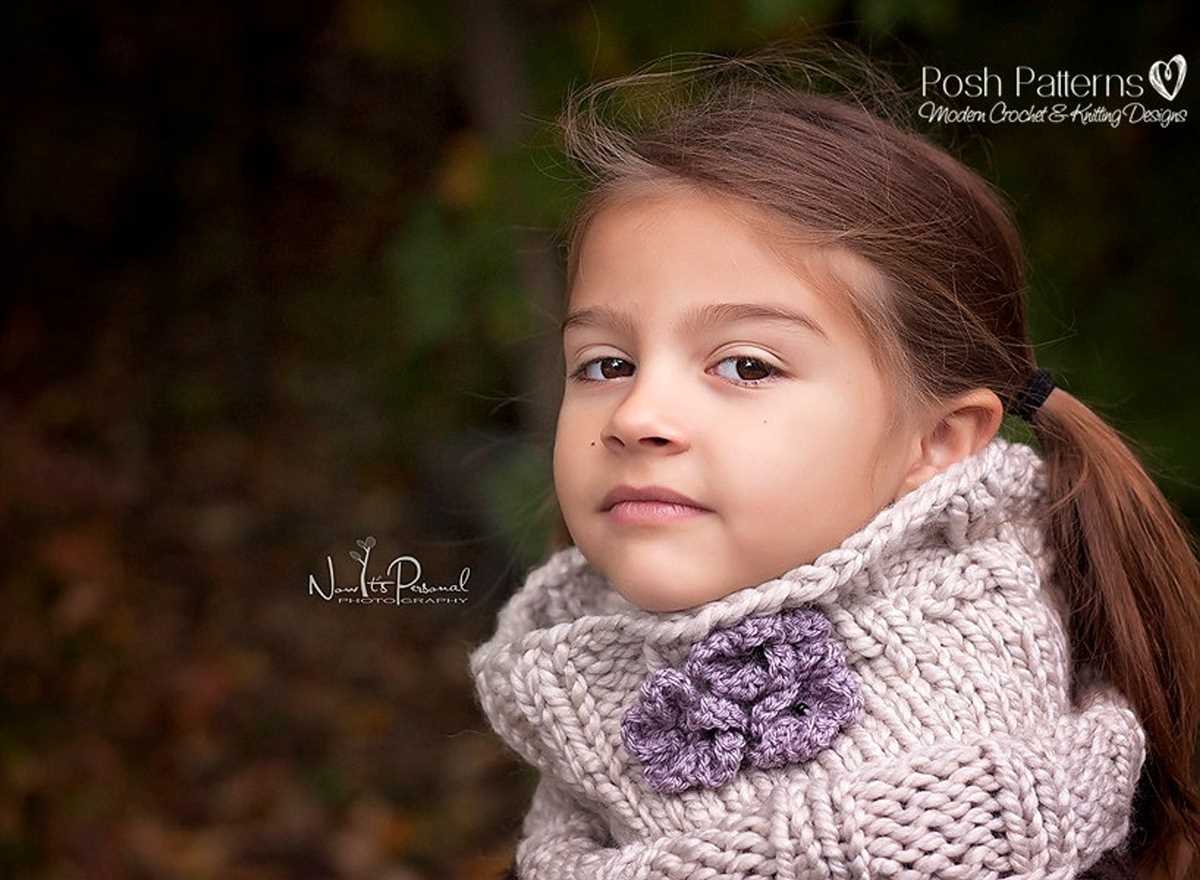 Easy hooded cowl knitting pattern