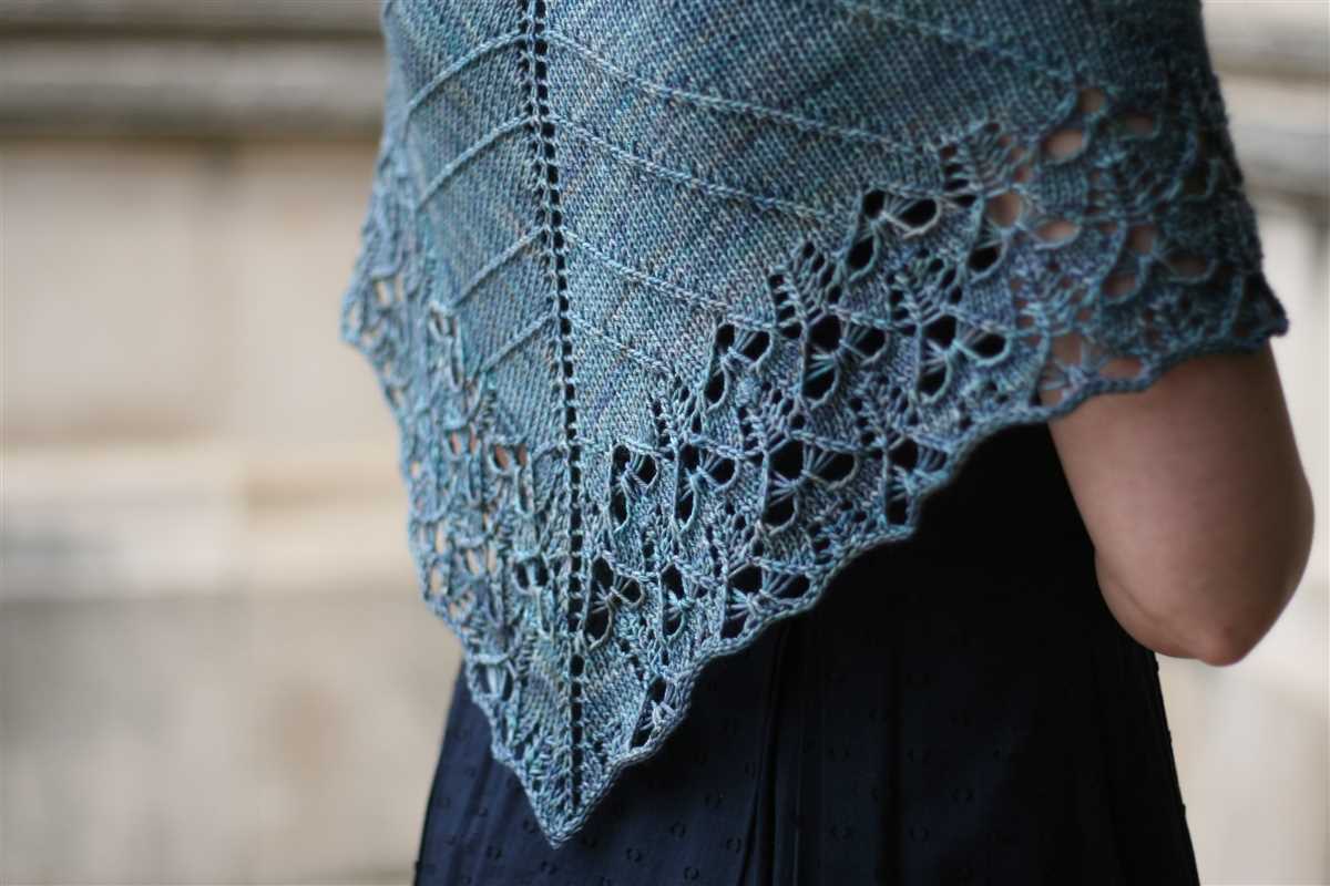 Ravelry knitting shawl patterns