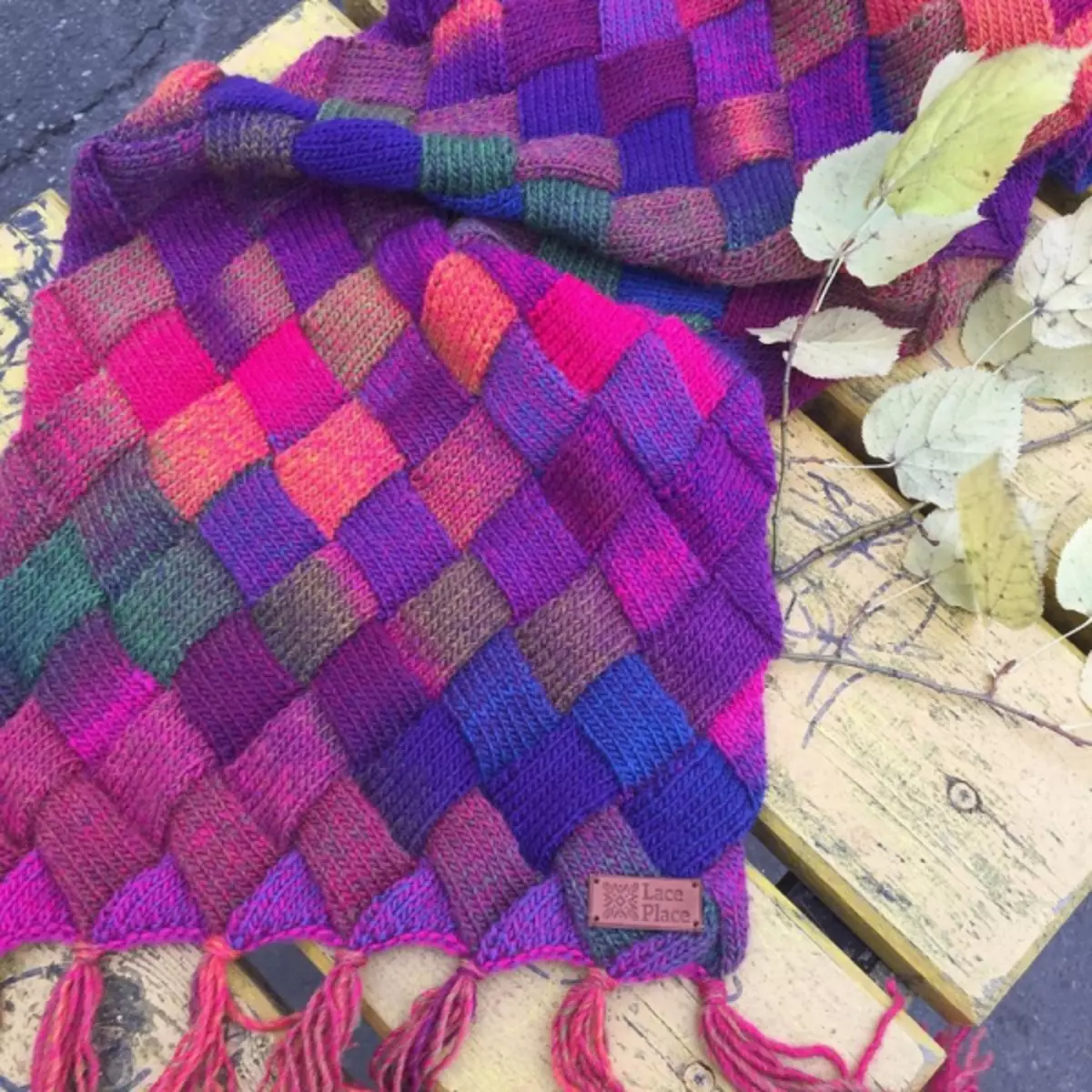 Entrelac scarf knitting pattern