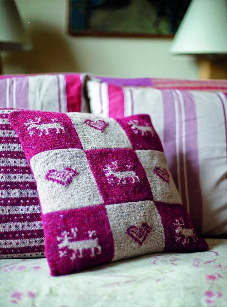 Fair isle cushion cover knitting pattern