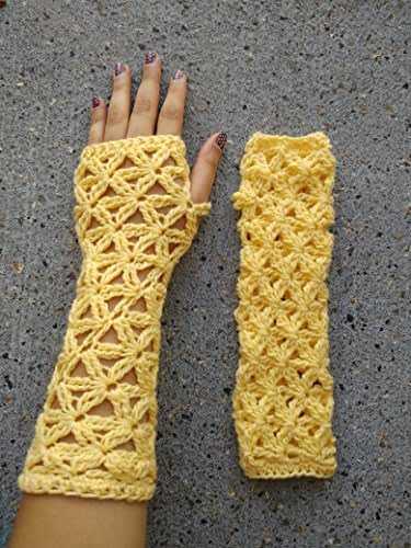 Lacy fingerless gloves knitting pattern