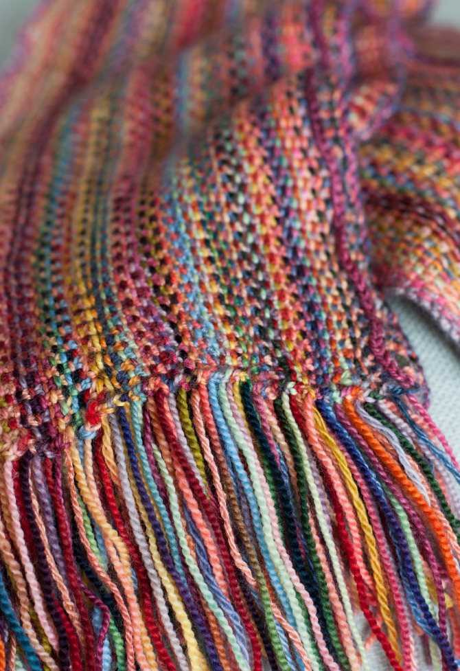 Homespun knit scarf pattern