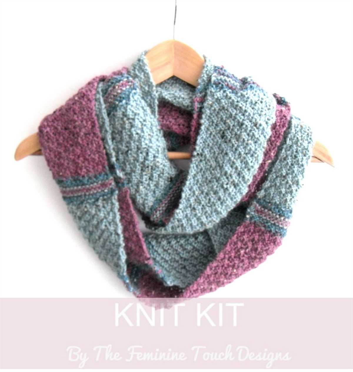 Cozy up with a stylish knit cowl neck scarf pattern Knit cowl neck scarf pattern