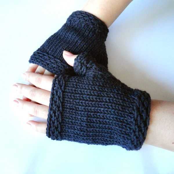 Fingerless gloves knit pattern