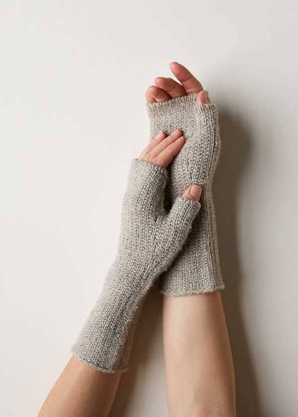 Fingerless gloves patterns free for knitting