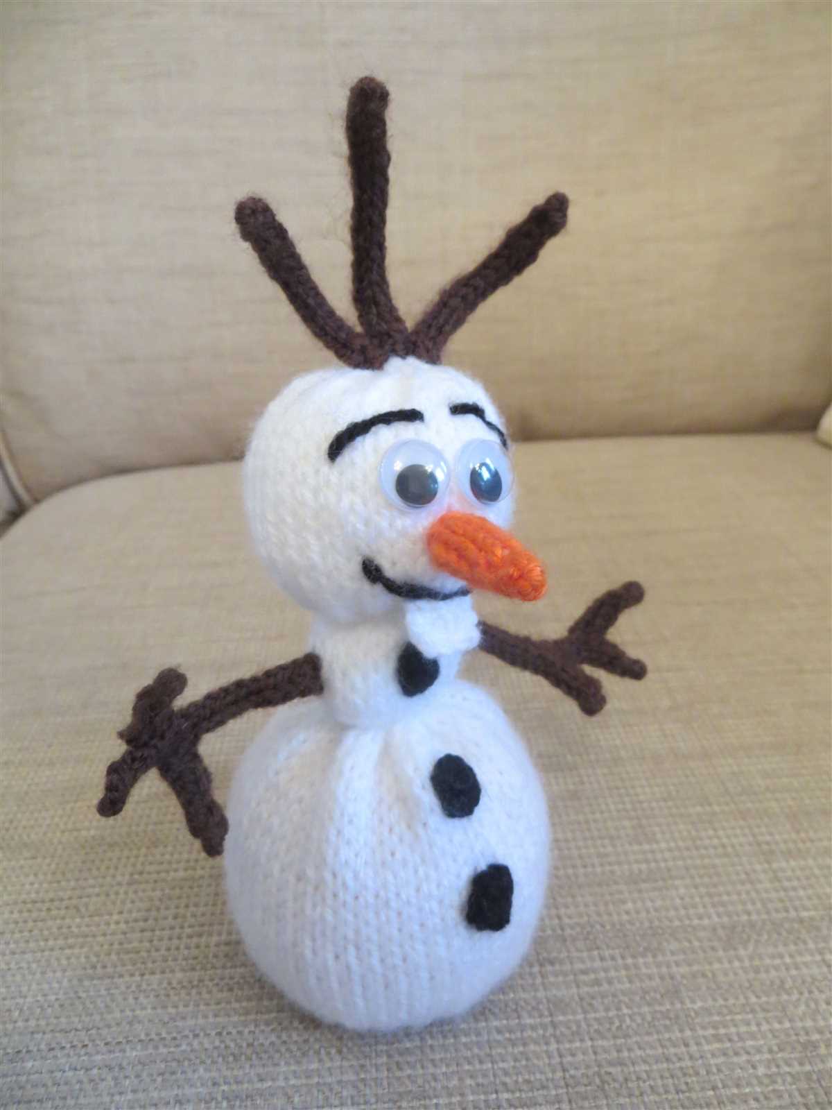 Free christmas knitting pattern for terry's chocolate orange