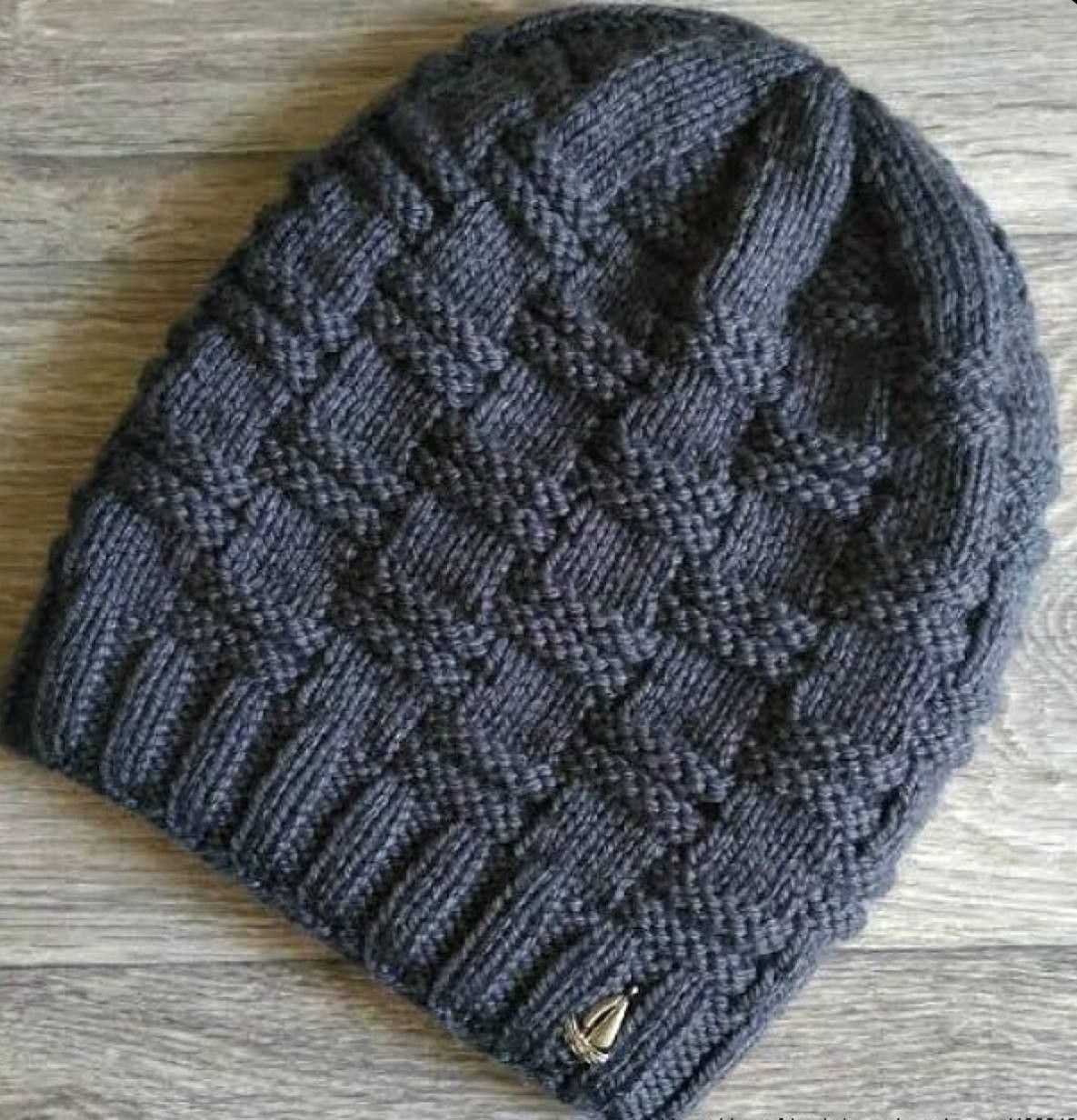 Flat knit cable hat pattern