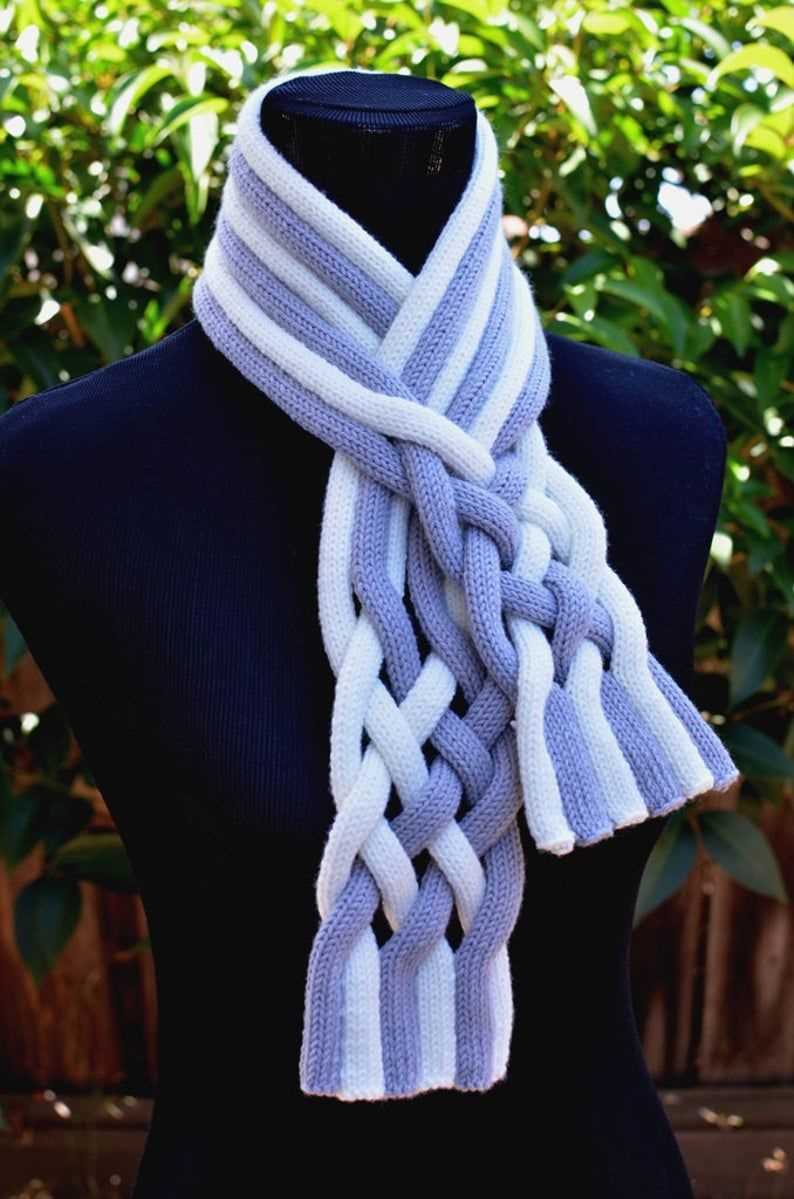 Flat knit scarf pattern