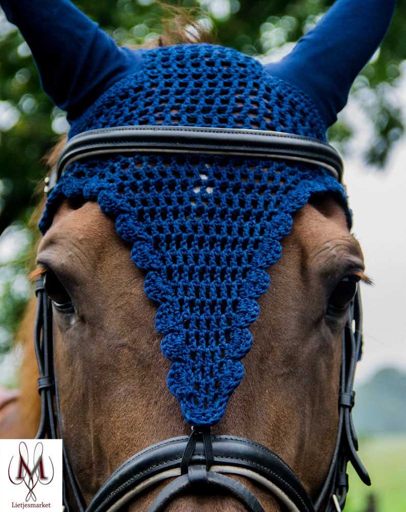 Fly bonnet knitting pattern