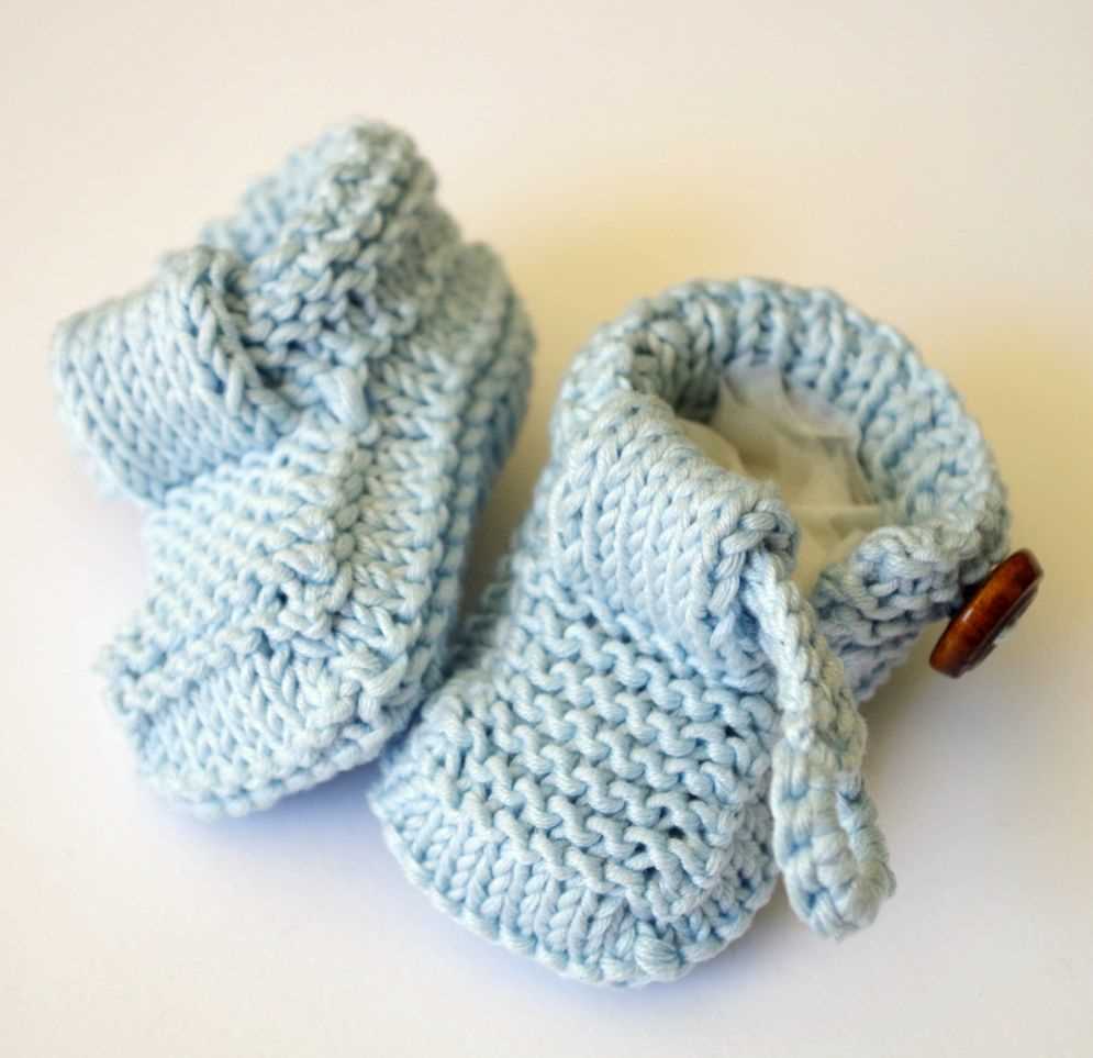 Baby bootie knitting pattern