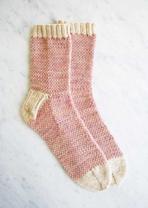 Free bed socks knitting pattern uk