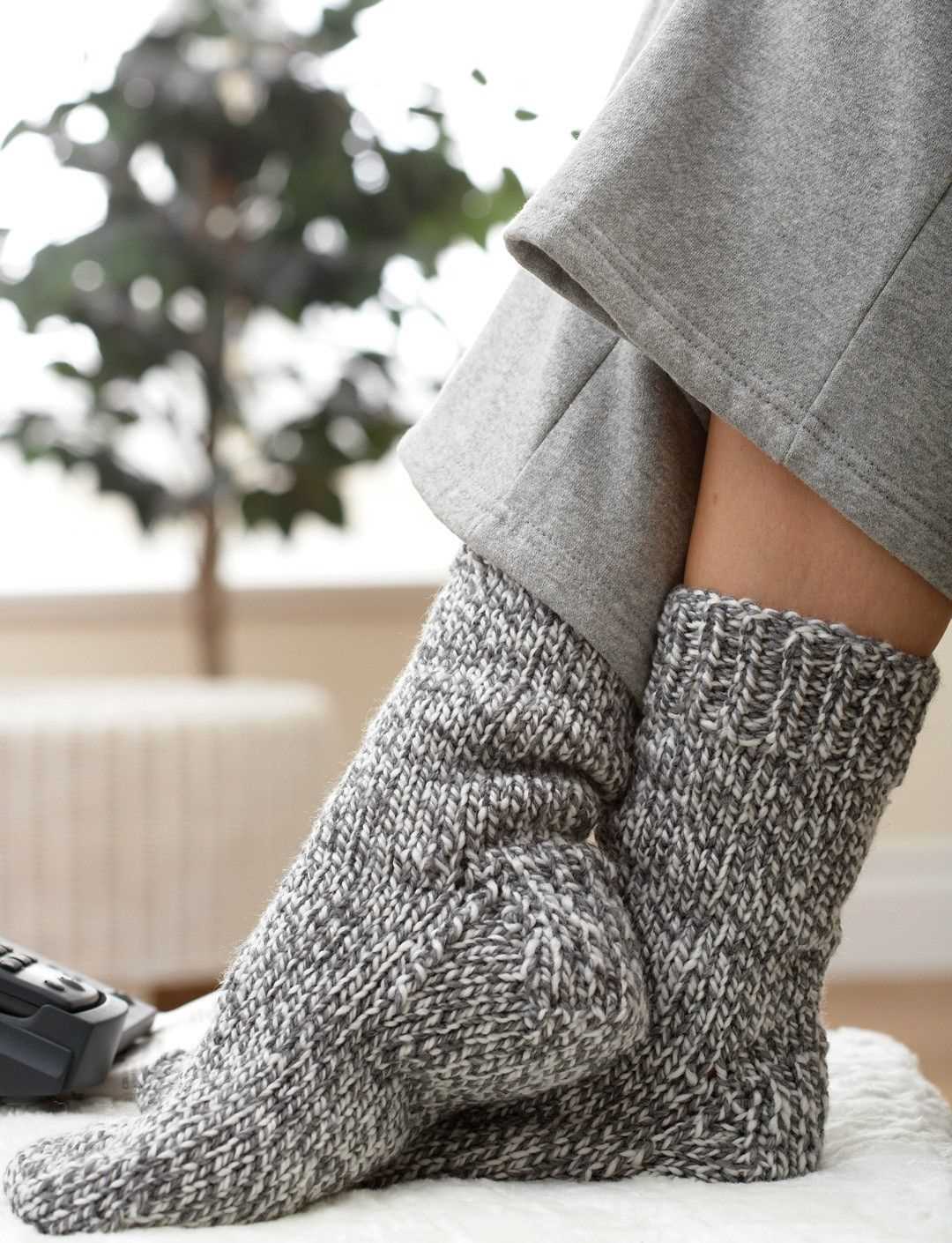 Free beginner sock knitting pattern