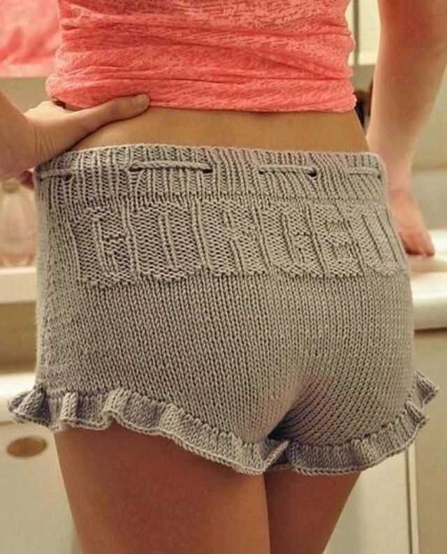 Knitted pants pattern for adults