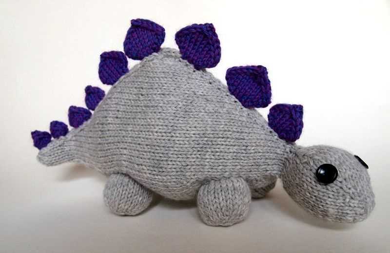 Free dinosaur knitting pattern