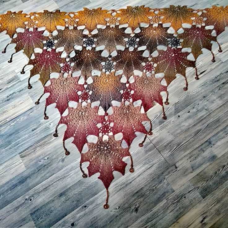 Heart shaped shawl knitting pattern