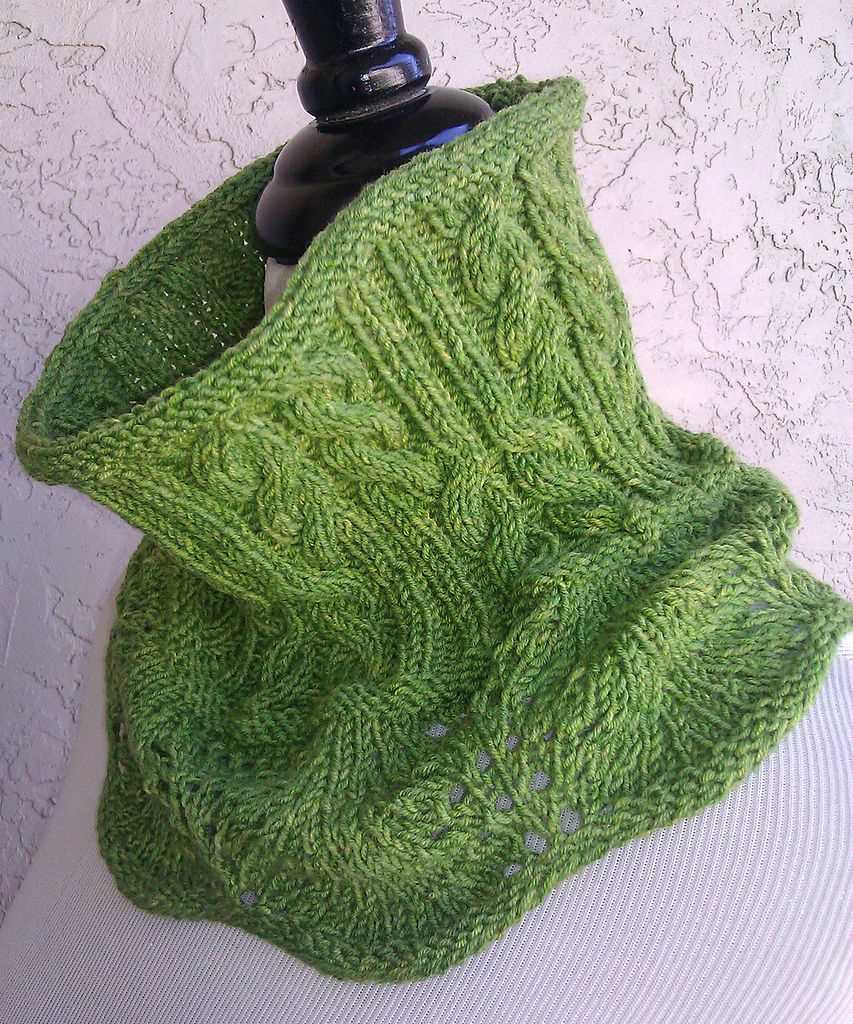 Machine knit cowl pattern