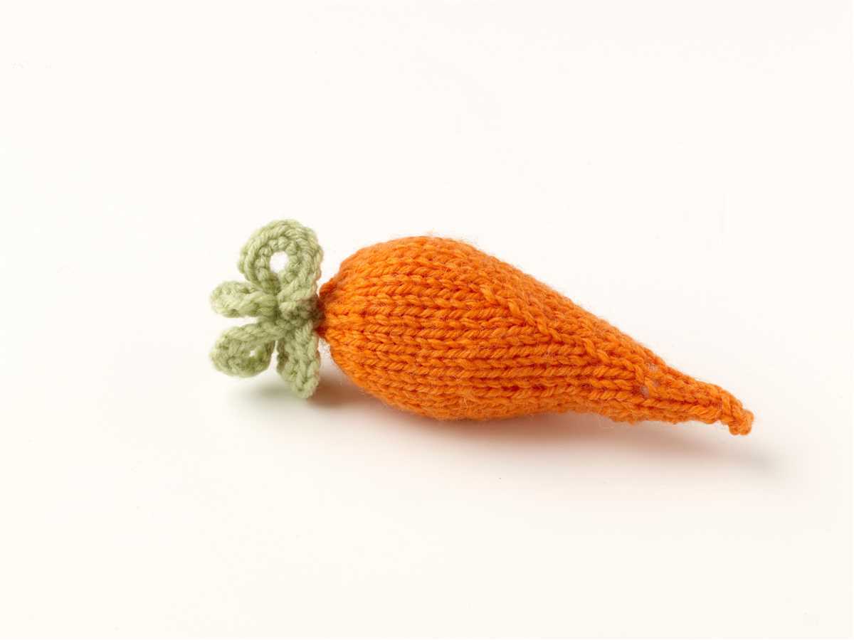 Free kevin the carrot knitting pattern