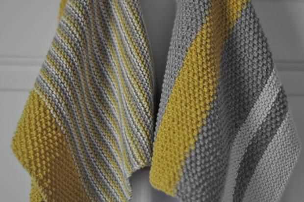 Free knitted hanging dish towel patterns