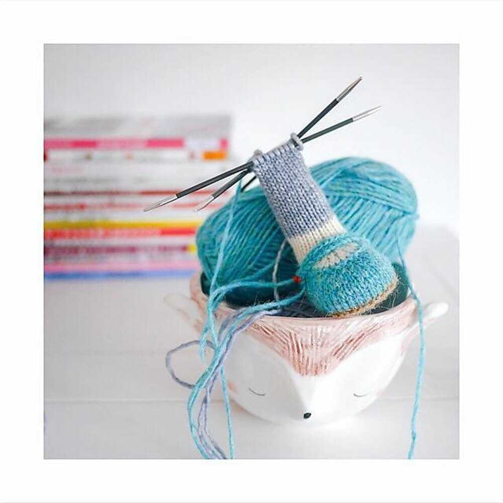 Free knitting hat patterns for sock weight yarn