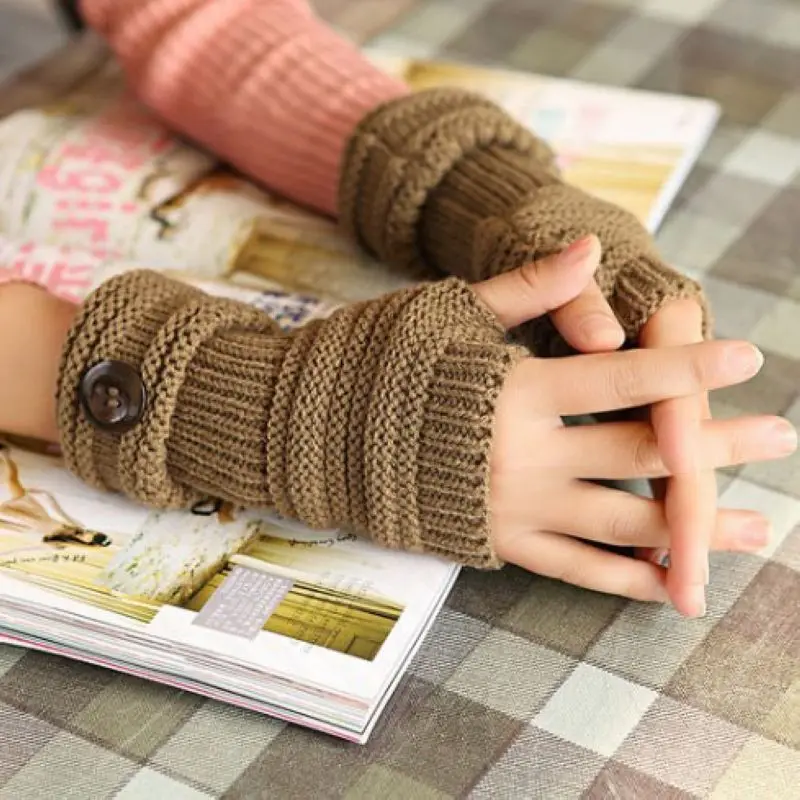 Free knitting pattern for ladies half finger gloves