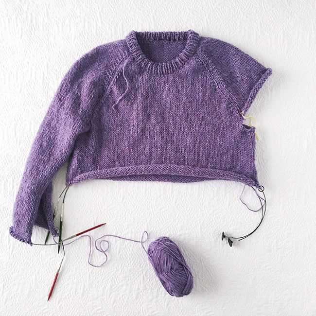 Free knitting pattern for top down raglan sweater