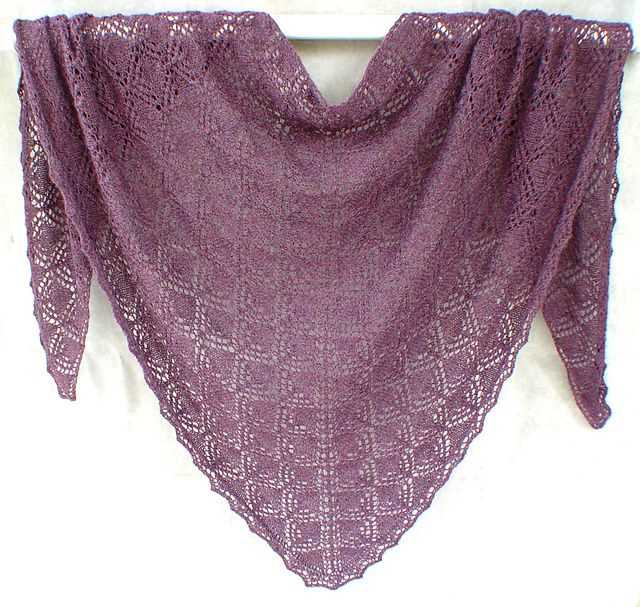 Free knitting pattern triangle lace shawl