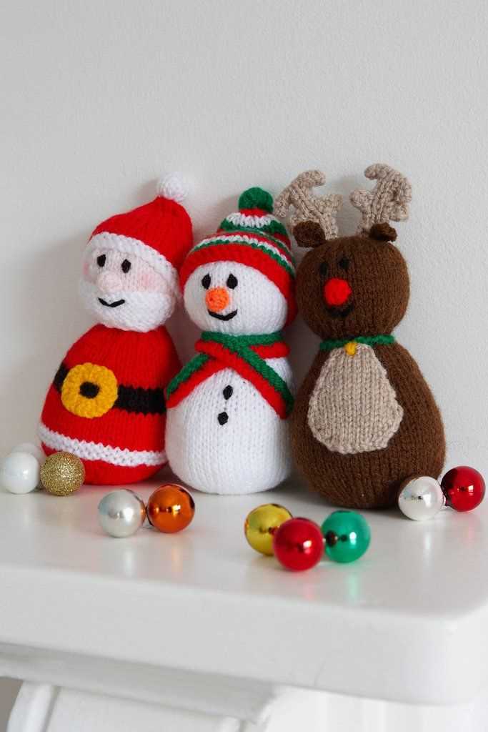 Free knitting patterns for christmas toys