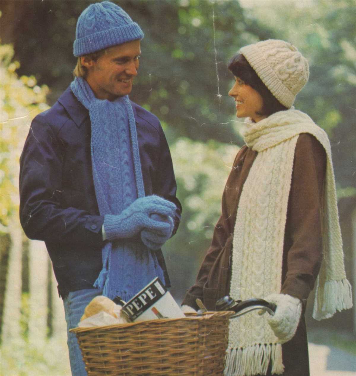 Free knitting patterns hats aran wool
