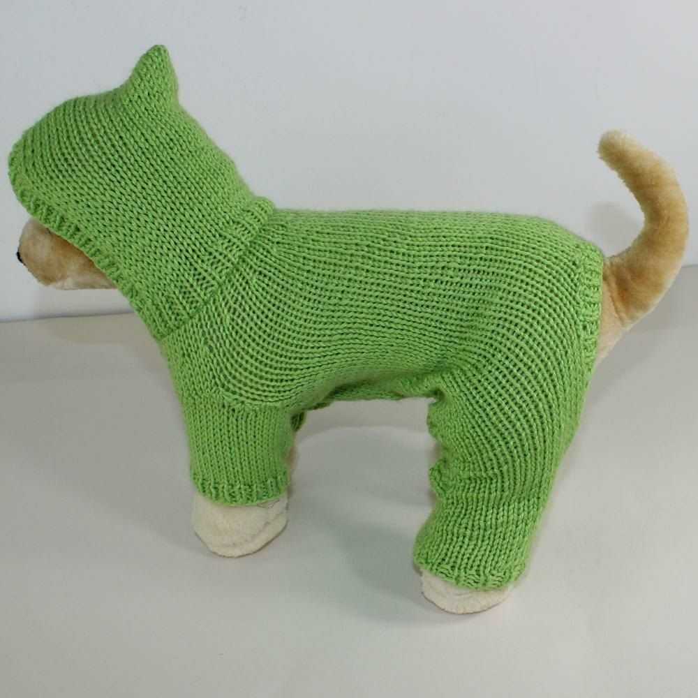 Knitted dog pattern
