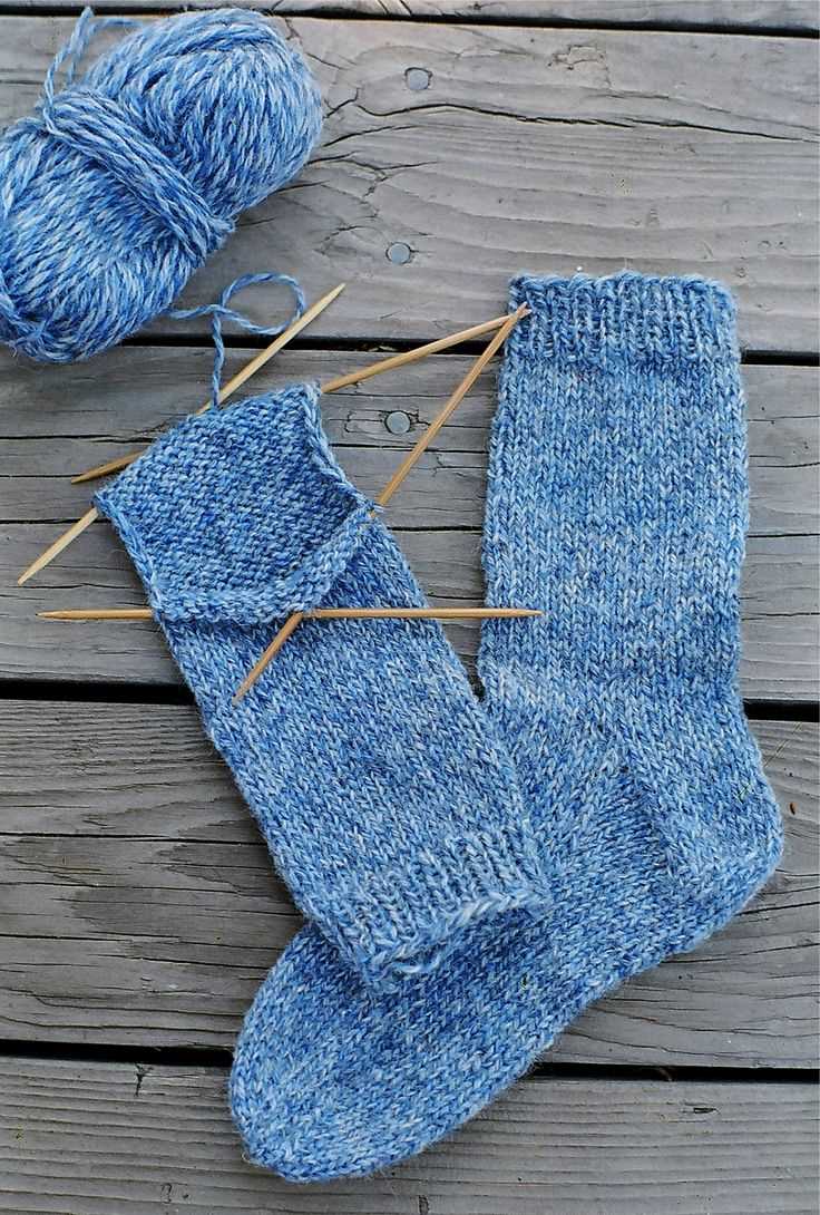 Free beginner sock knitting pattern