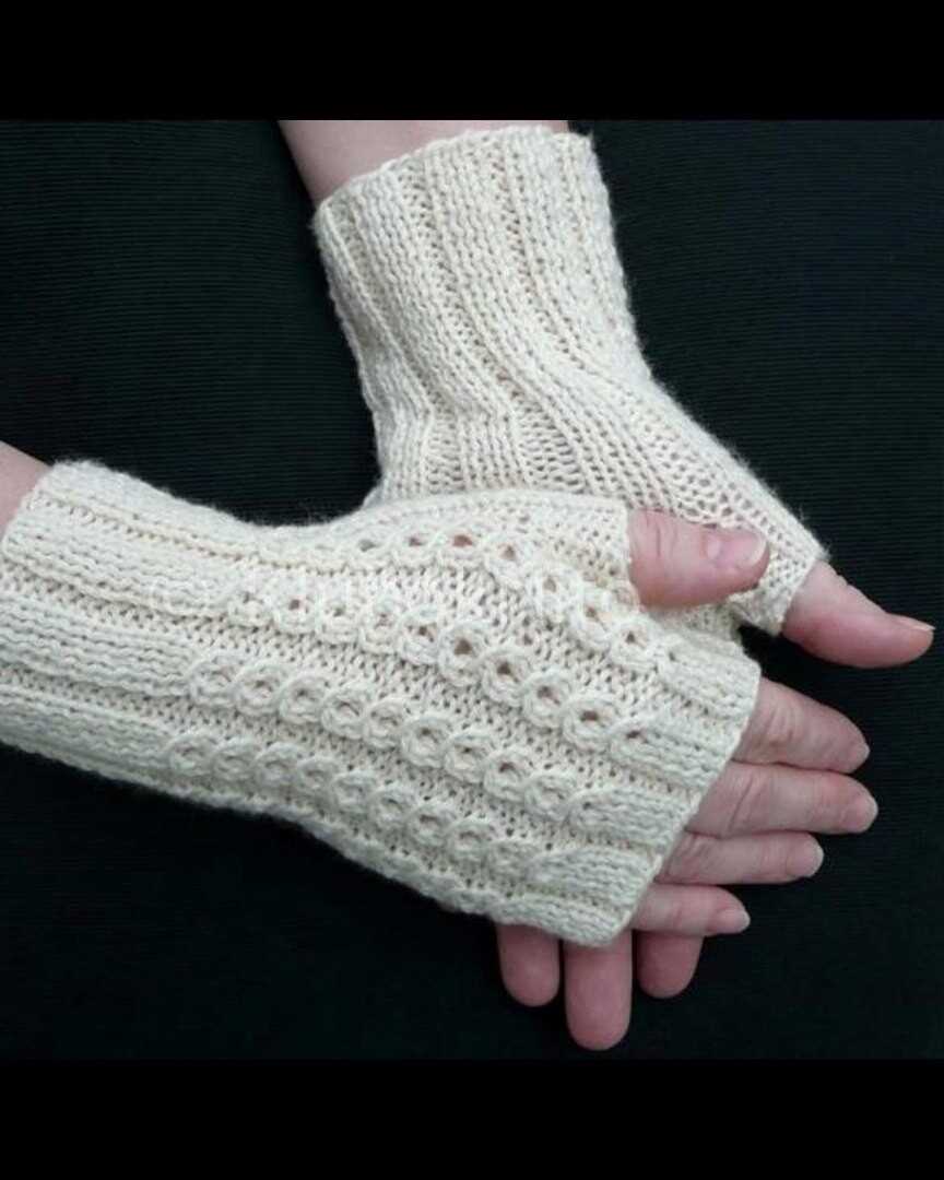 Ravelry knitting patterns fingerless gloves