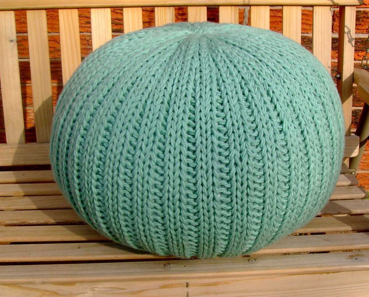 Diy knitted pouf pattern