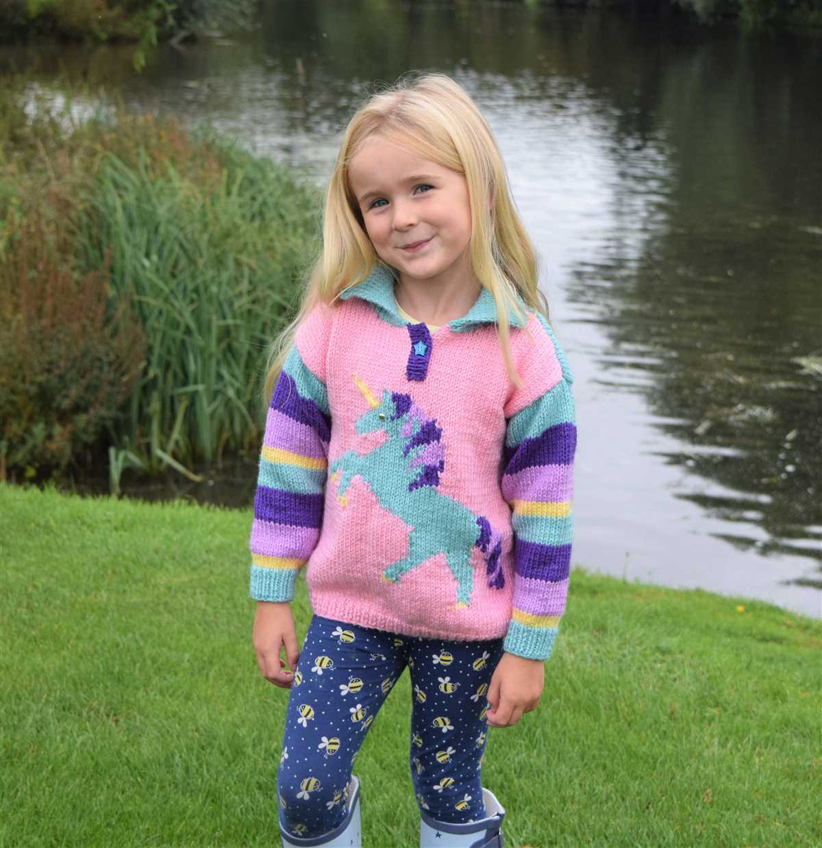 Free unicorn jumper knitting pattern