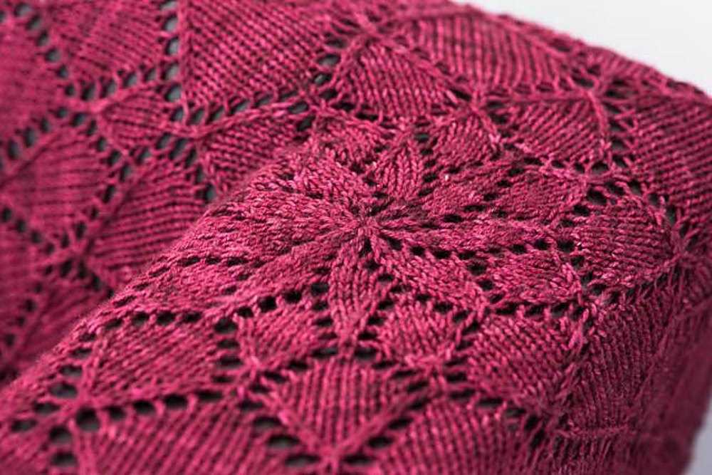 Circular shawl knitting pattern