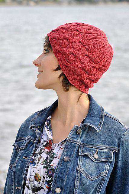 Free cable knit beanie pattern