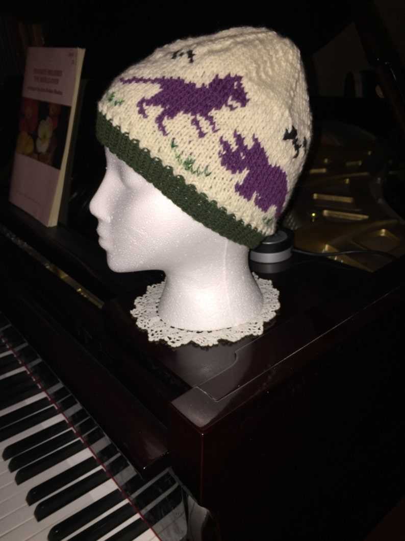 Unleash Your Inner Paleozoic Fashionista with This Dino-mite Hat Knitting Pattern Free dinosaur hat knitting pattern