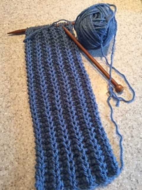 Men's ribbed scarf knitting pattern