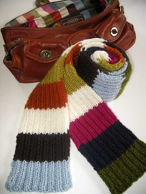 Free knitted scarf pattern