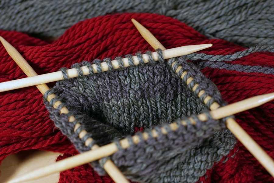 Free knitting pattern stocking cap long tail