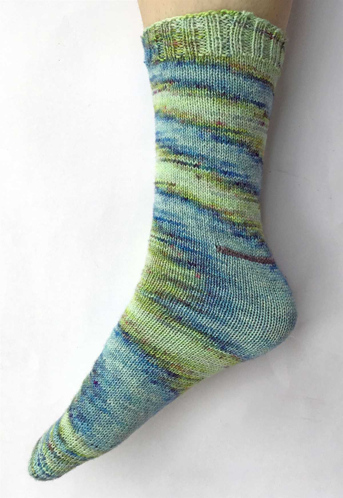 Socks knitting pattern two needles