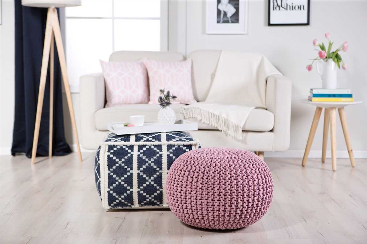 Jumbo knit pouf pattern