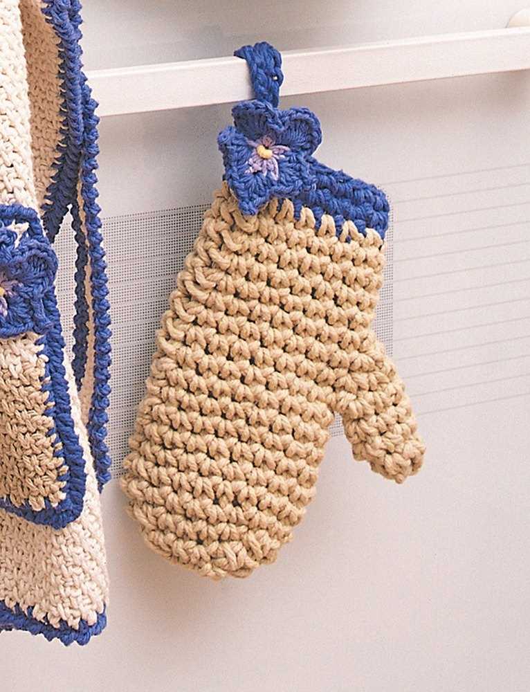 Free pattern knitted bath mitt