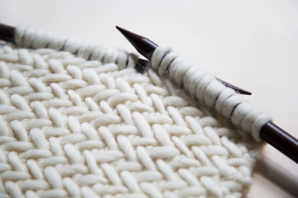 How to knit a herringbone pattern
