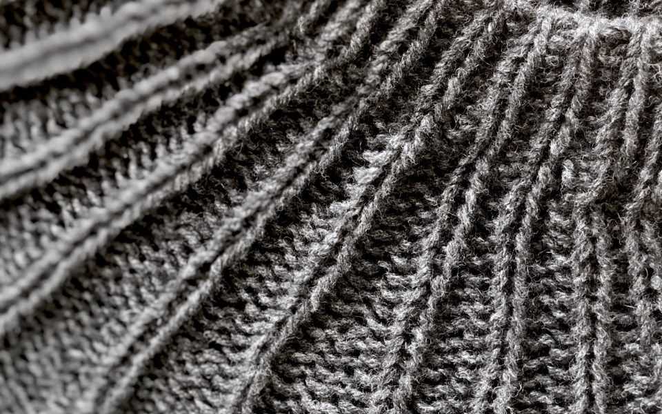 Colour block jumper knitting pattern