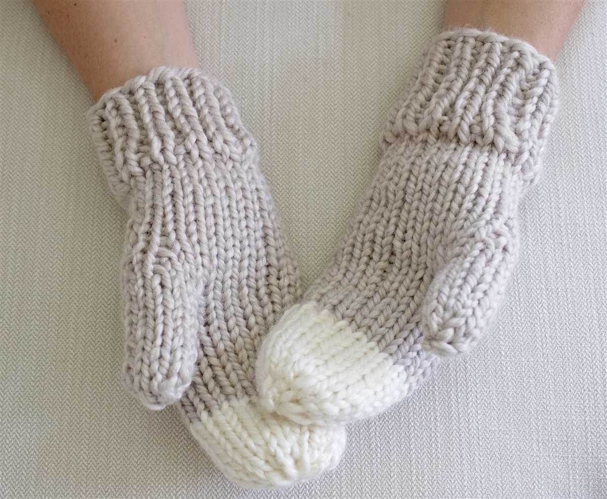 Knitting pattern for mittens in chunky wool