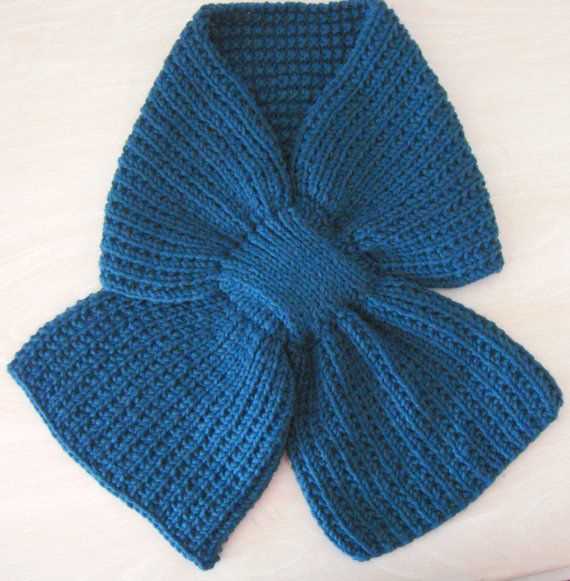 Reversible lace scarf knitting pattern