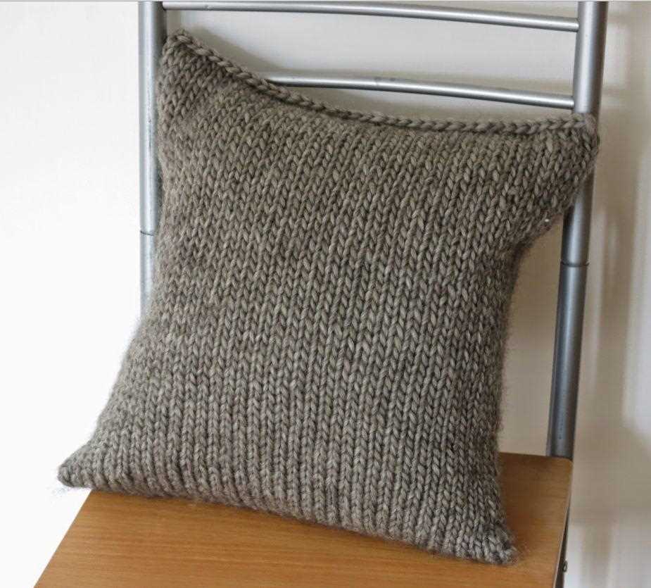 Knitted cushion covers free patterns