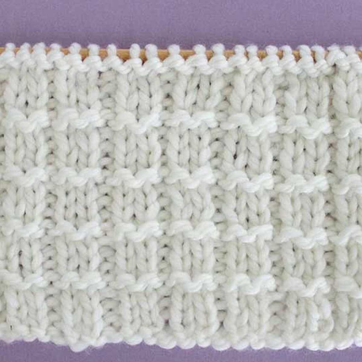 Diamond brocade knitting pattern