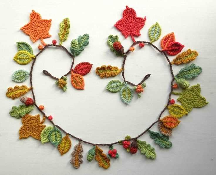 Knitted autumn leaves pattern